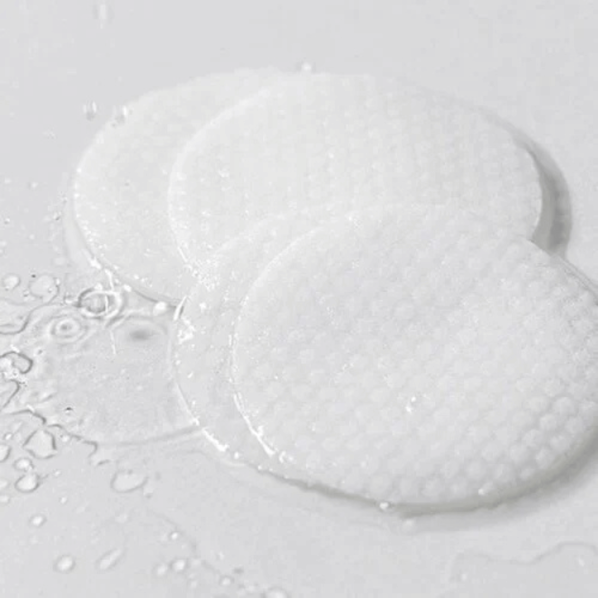 Celimax Heartleaf BHA Peeling Pad 125ml - 60 Pads - cosmadic